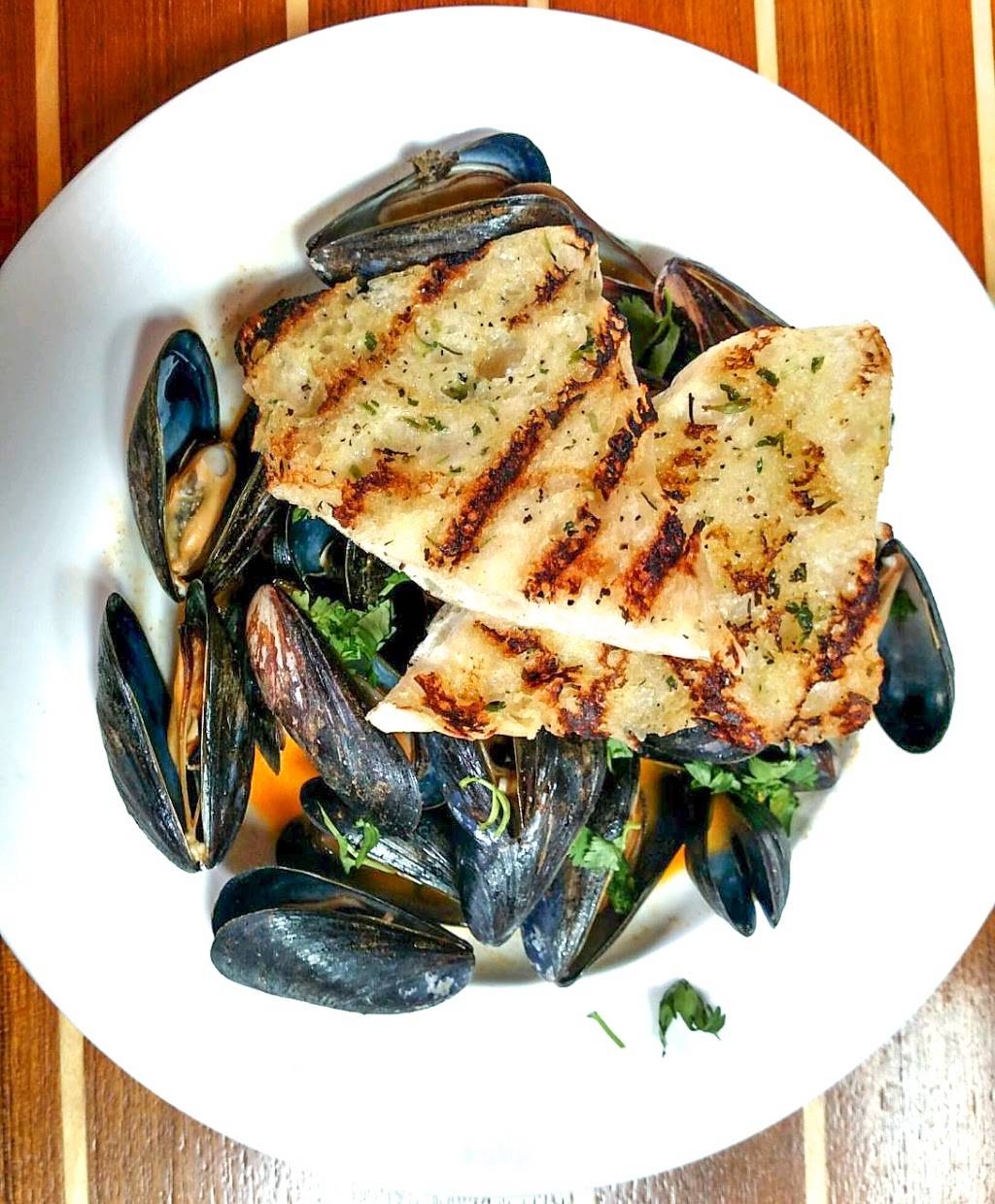 The Boathouse at Rocketts Landing | restaurant | 4708 E. Old Main St, Richmond, VA 23231, USA | 8046222628 OR +1 804-622-2628