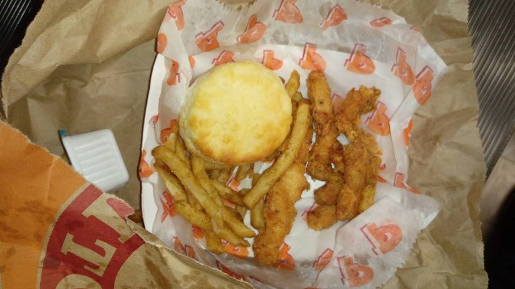 Popeyes | restaurant | 3493 Kingston Rd, Scarborough, ON M1M 1R4, Canada | 4162673875 OR +1 416-267-3875