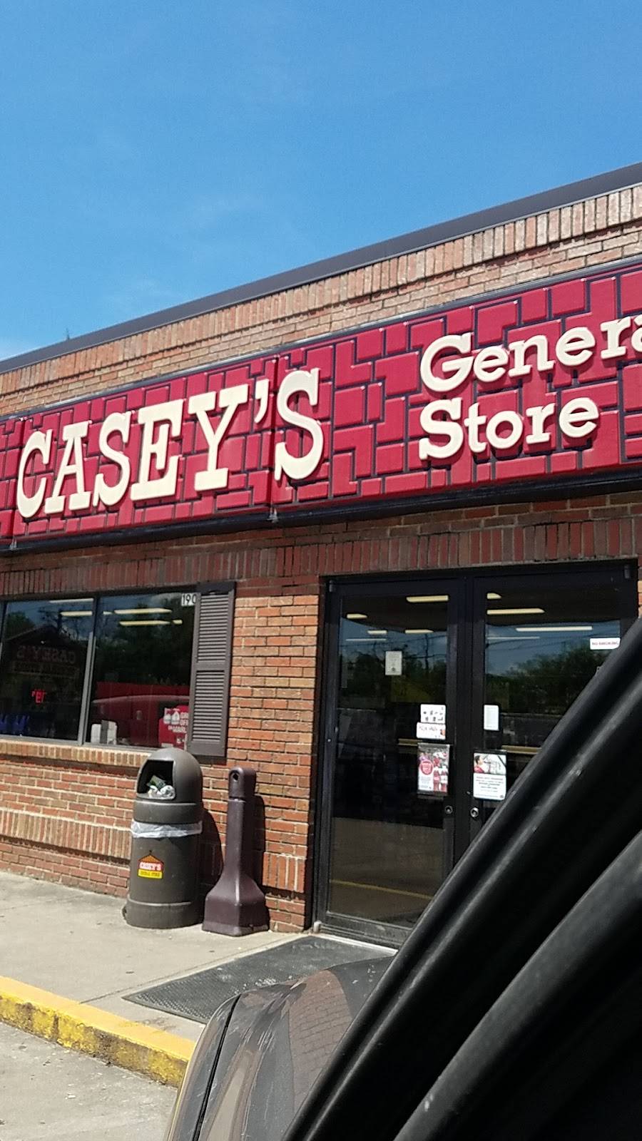 Caseys | restaurant | 1900 N Main St, De Soto, MO 63020, USA | 6365865014 OR +1 636-586-5014