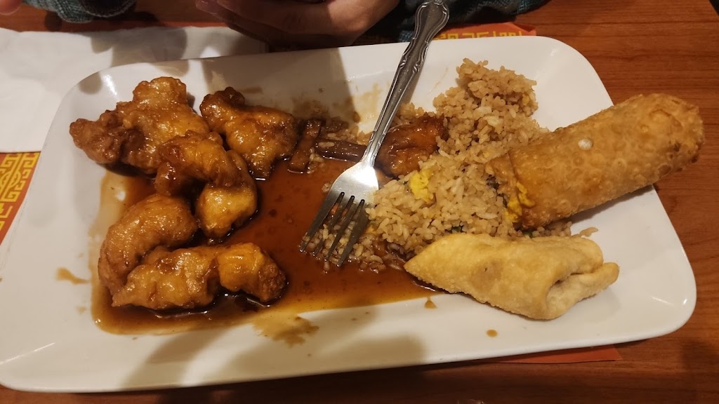 Golden Phoenix | restaurant | 2421 W Main St, Rapid City, SD 57702, USA | 6053484195 OR +1 605-348-4195