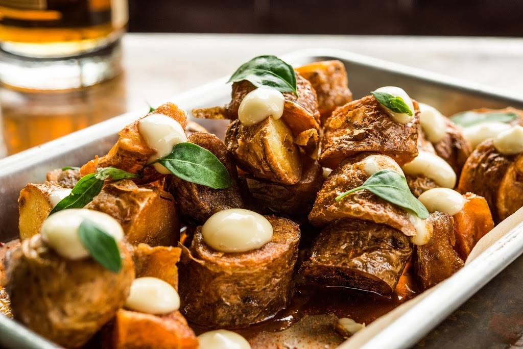 Izkina | restaurant | 2801 Elm St, Dallas, TX 75226, USA | 2147128118 OR +1 214-712-8118