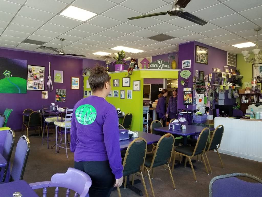 Taylor Cuisine Cafe & Catering | restaurant | 731 N Howe St, Southport, NC 28461, USA | 9104540088 OR +1 910-454-0088