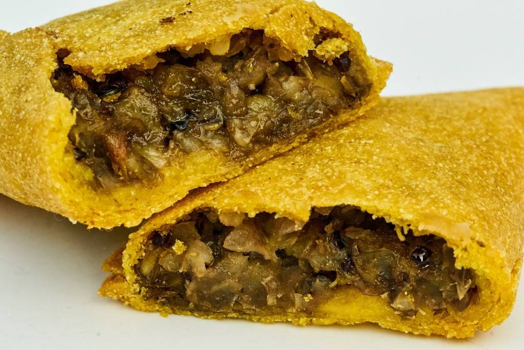 Medallón | restaurant | 5162 W Jefferson Blvd suite b, Los Angeles, CA 90016, USA | 7073228867 OR +1 707-322-8867