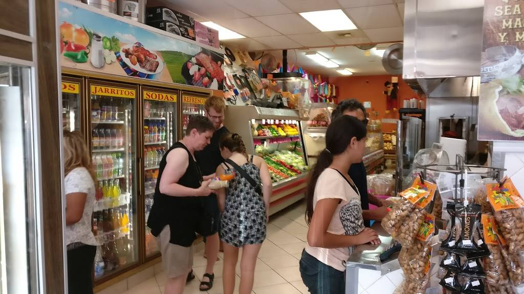 Las Espuelas | restaurant | 133 N Valencia Blvd, Woodlake, CA 93286, USA | 5595648206 OR +1 559-564-8206