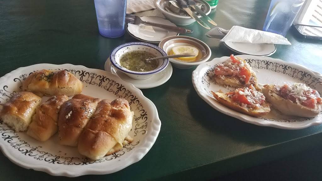 Bella Casa Italian Restaurant | restaurant | 1111 E Central Ave, El Dorado, KS 67042, USA | 3163213610 OR +1 316-321-3610