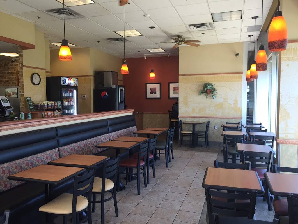 Subway | restaurant | 200 Montée de Liesse, Saint-Laurent, QC H4T 1N6, Canada | 5149395451 OR +1 514-939-5451