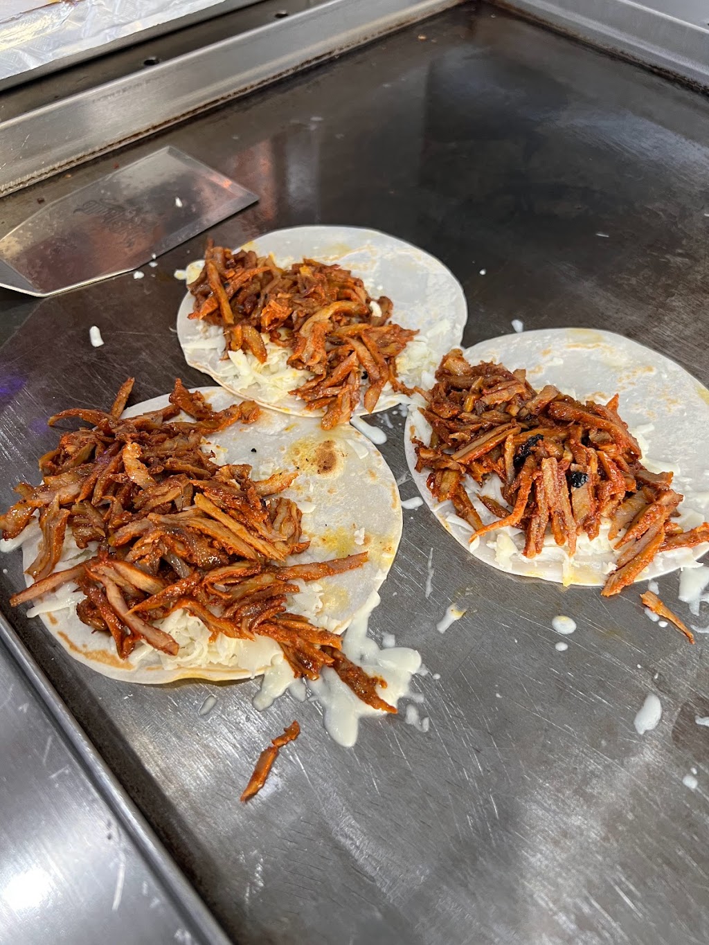 Taqueria Los Cuates | restaurant | 732 S Alamo St, San Antonio, TX 78205, USA | 2109995274 OR +1 210-999-5274