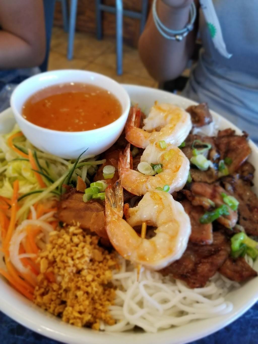 Pho Viet Noodle House & Restaurant | restaurant | 3142 W New Haven Ave, West Melbourne, FL 32904, USA | 3218373737 OR +1 321-837-3737