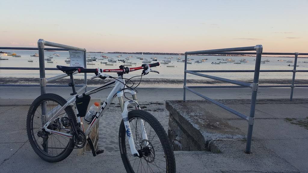 Thai Thani Restaurant | restaurant | 408 Humphrey St, Swampscott, MA 01907, USA | 7815961820 OR +1 781-596-1820