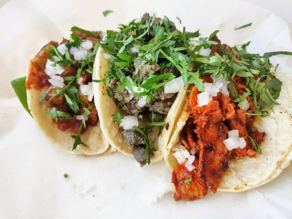 The Laughing Taco | restaurant | 1033 S 1st St, Milwaukee, WI 53204, USA | 4142103086 OR +1 414-210-3086