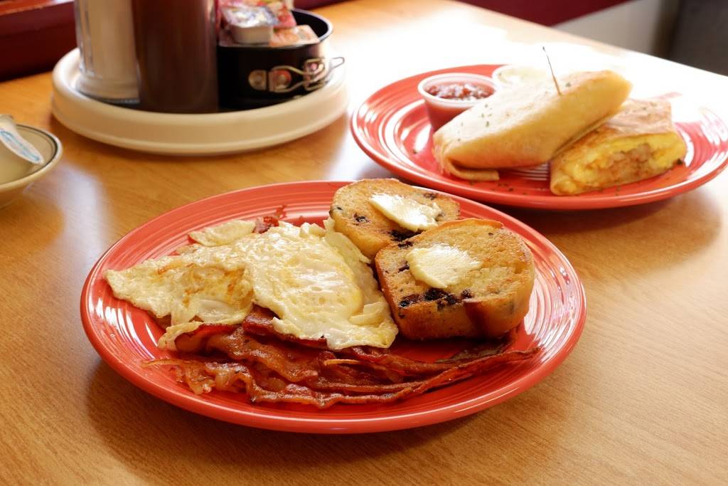 Debs Bristol Diner | restaurant | 1267 Bristol Rd, Bristol, ME 04539, USA | 2075638005 OR +1 207-563-8005