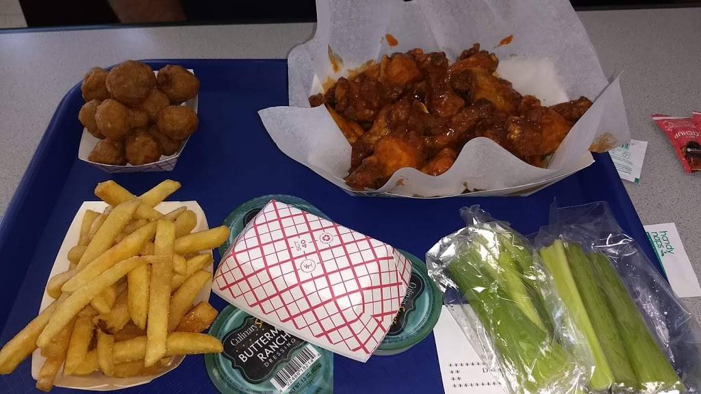 Wingman | restaurant | 1555 E Bridge St, Brighton, CO 80601, USA | 3036551449 OR +1 303-655-1449