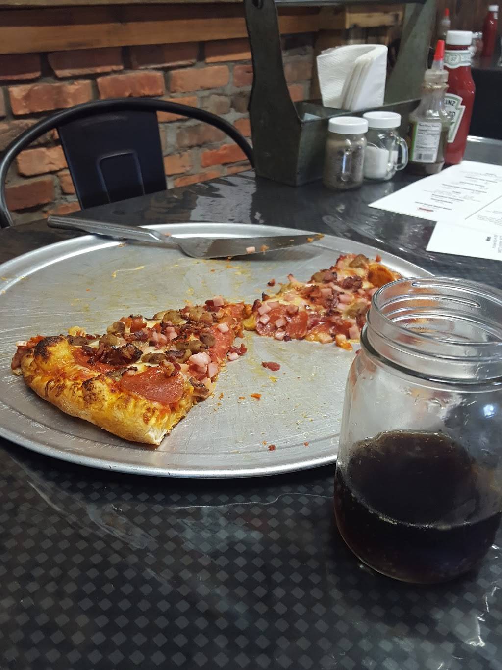 Dough Girls Pizza | restaurant | 3003 Kingwood Rd, Rockwood, PA 15557, USA | 8149261010 OR +1 814-926-1010