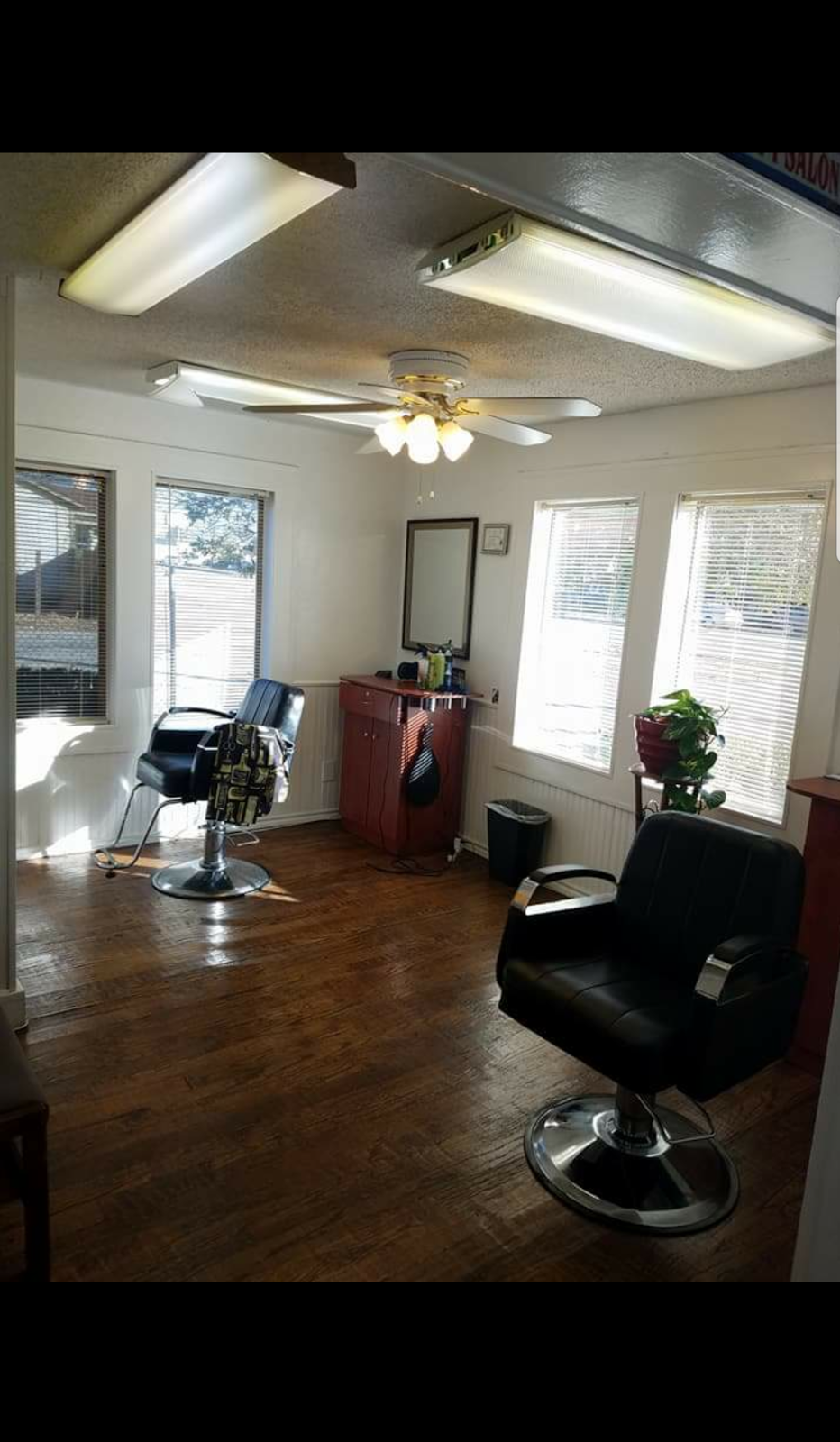 Sugar Rays Ultimate Grooming and Beauty Salon | meal takeaway | 1105 S Main St, Duncanville, TX 75137, USA | 4695132889 OR +1 469-513-2889