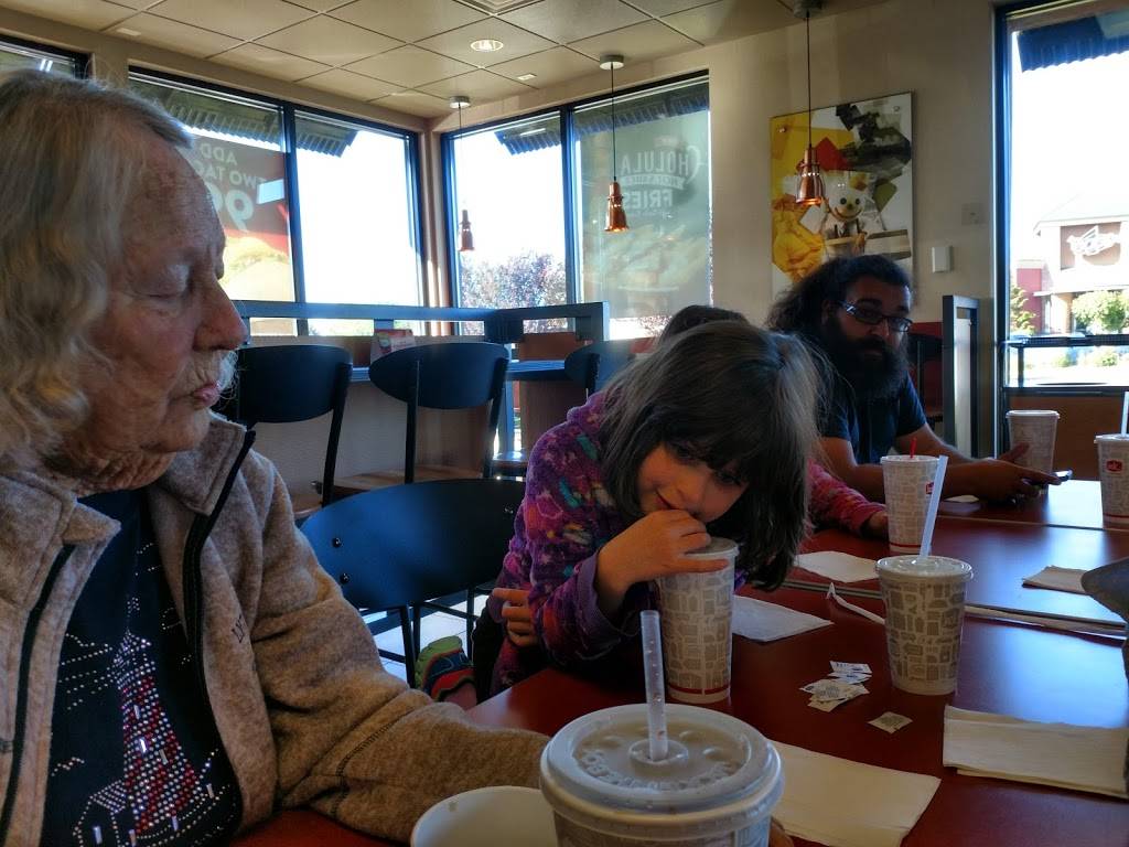 Jack in the Box | restaurant | 9408 Old Hwy 99 N, Burlington, WA 98233, USA | 3607570938 OR +1 360-757-0938