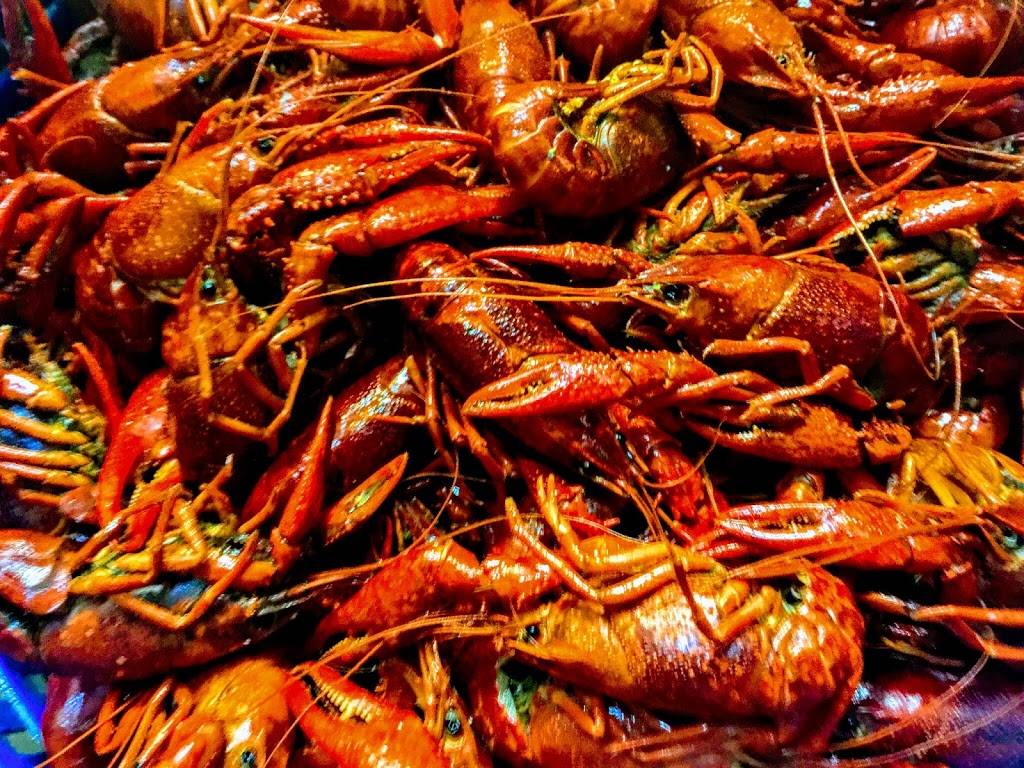 Bon Crawfish Hut | restaurant | 2615 W Pioneer Pkwy #122, Grand Prairie, TX 75051, USA | 2147882901 OR +1 214-788-2901