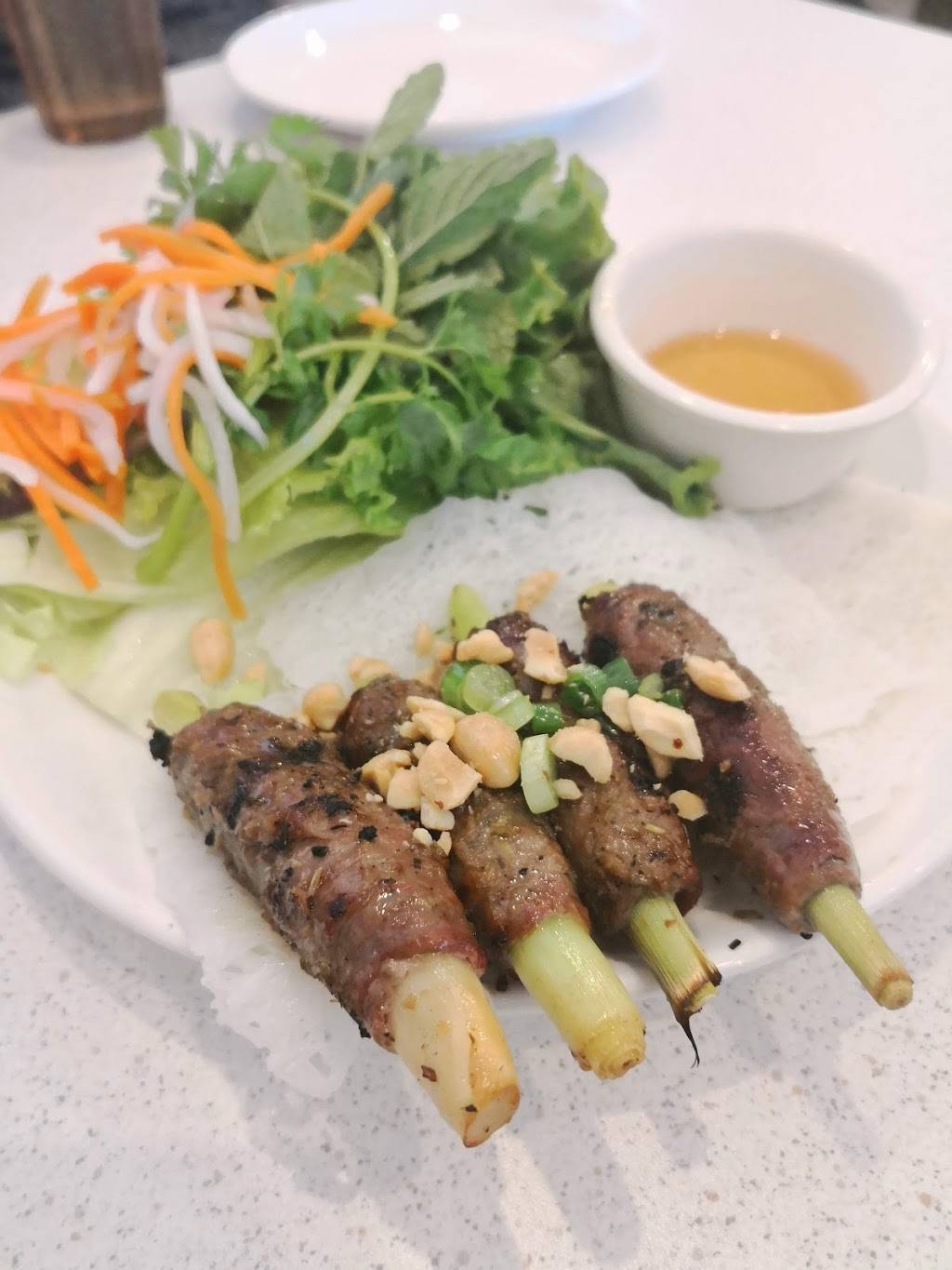 Pho Metro | restaurant | 31-16 Farrington St, Flushing, NY 11354, USA | 7188867435 OR +1 718-886-7435