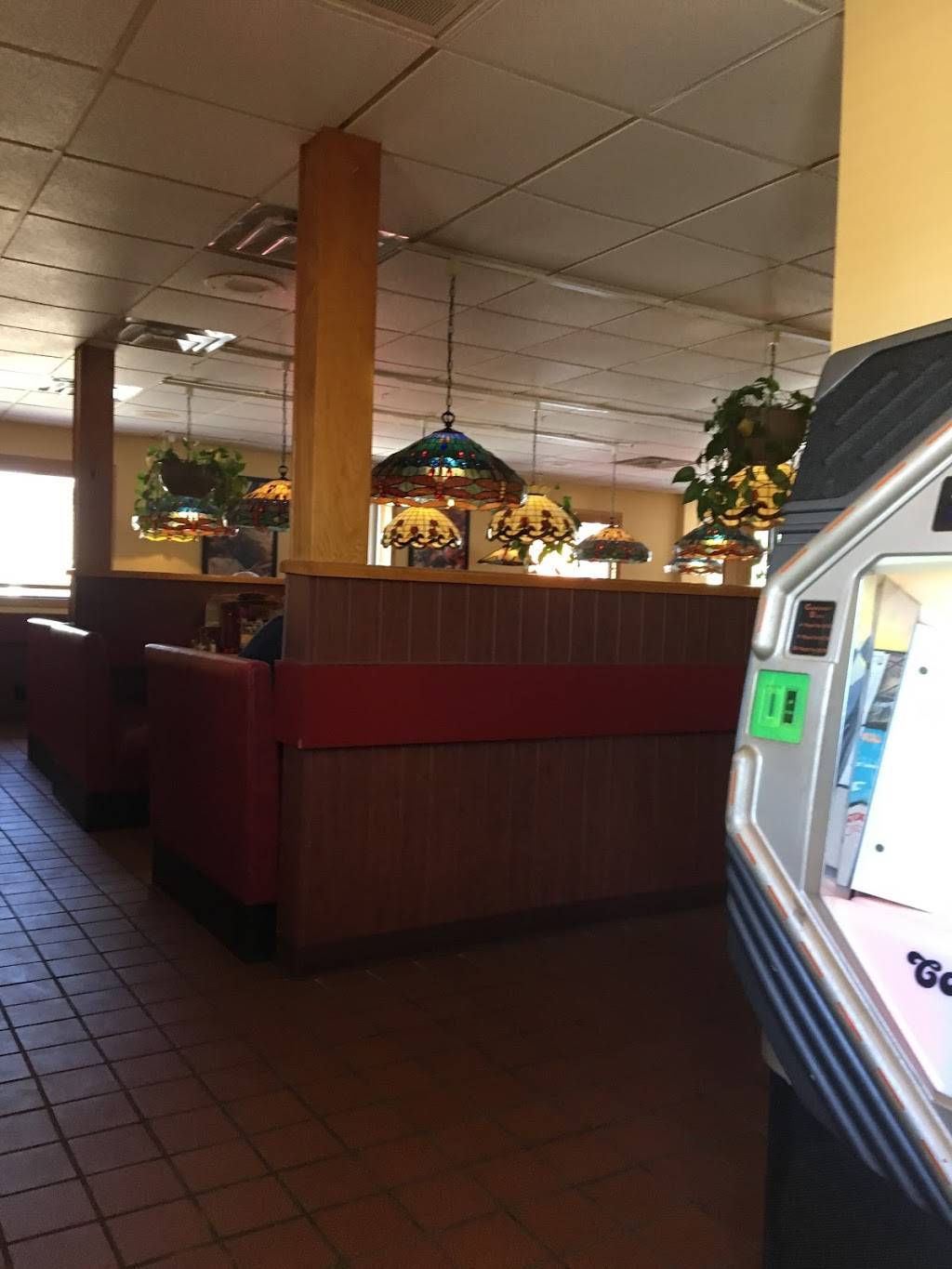 Pizza King | meal delivery | 620 E Washington St, Winchester, IN 47394, USA | 7655843454 OR +1 765-584-3454