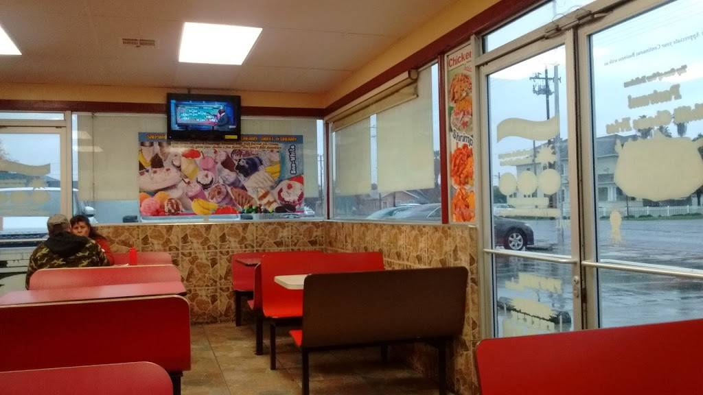 Sno-White Drive In | restaurant | 141 W Inyo Ave, Tulare, CA 93274, USA | 5596861801 OR +1 559-686-1801