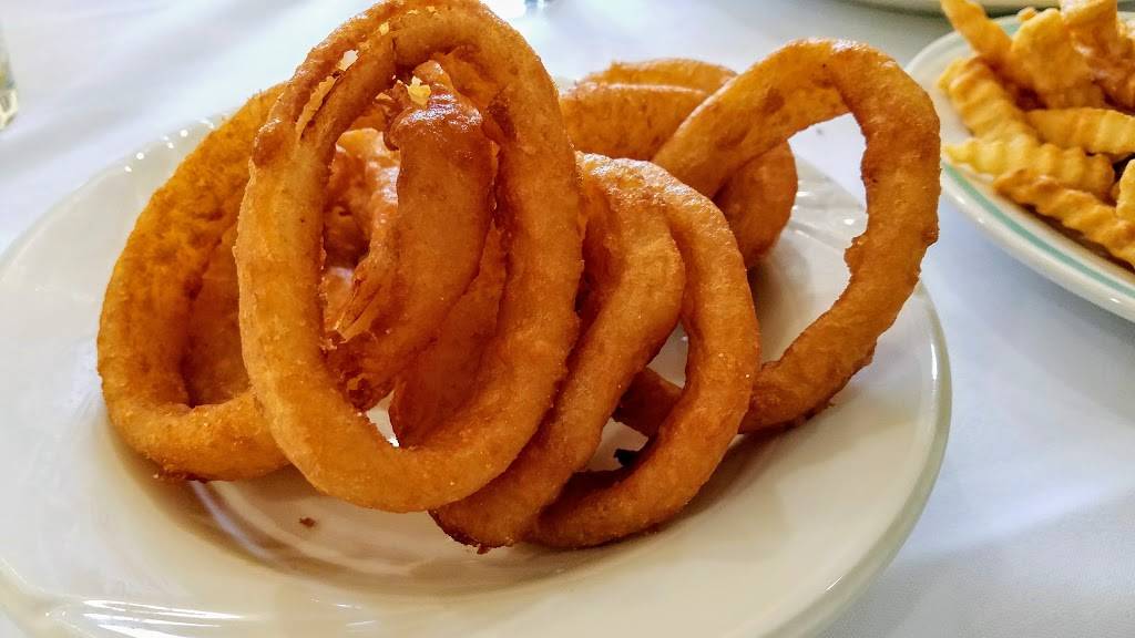 Bridgewater Restaurant & Pub | restaurant | 1009 W Park Ave, Chippewa Falls, WI 54729, USA | 7157236941 OR +1 715-723-6941