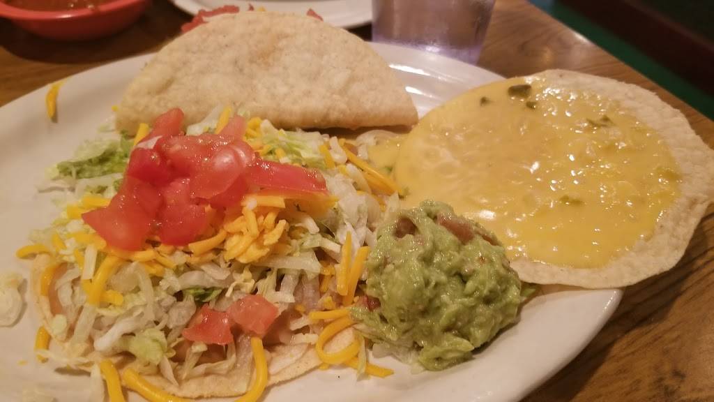 Montereys Little Mexico | restaurant | 2828 E Southmore Ave, Pasadena, TX 77503, USA | 7134734401 OR +1 713-473-4401