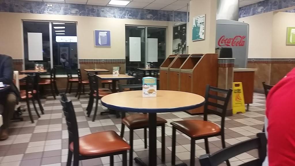 White Castle | restaurant | 1789 Bowles Ave, Fenton, MO 63026, USA | 6363051489 OR +1 636-305-1489