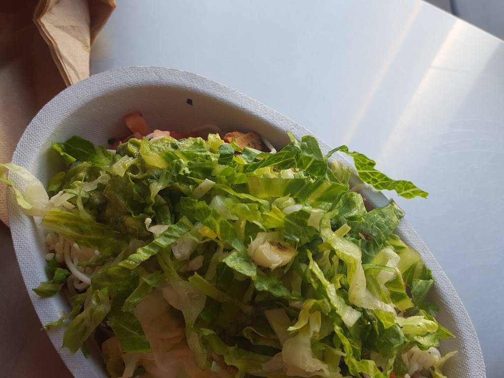 Chipotle Mexican Grill | restaurant | 444 Broadway Unit E, Saugus, MA 01906, USA | 7812310175 OR +1 781-231-0175