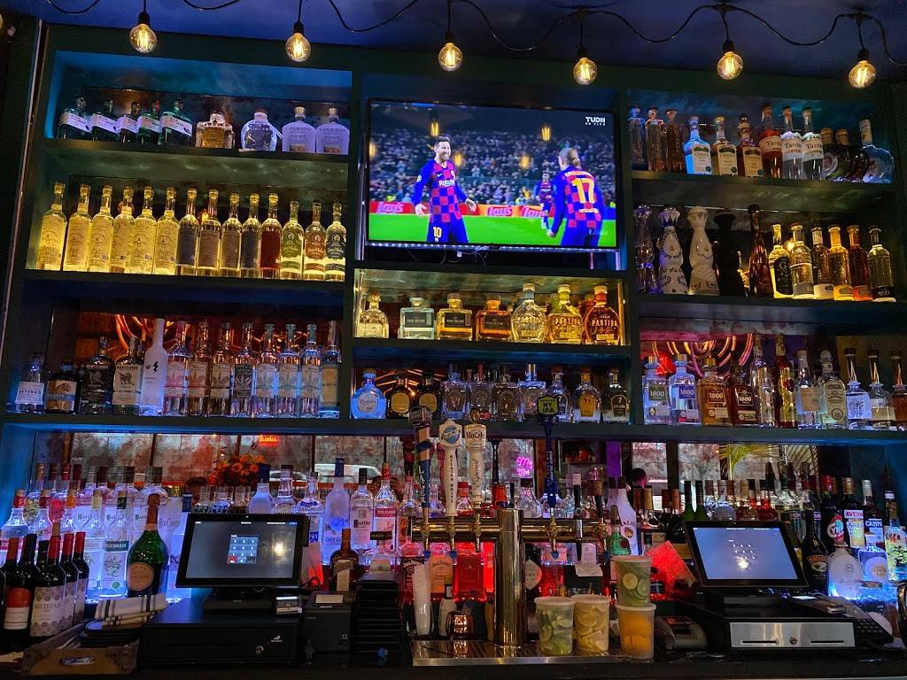 Kandela | restaurant | 150-03 Cross Bay Blvd, Ozone Park, NY 11417, USA | 7186590262 OR +1 718-659-0262