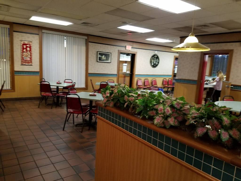 Lucky China | restaurant | 975 Main St, Southaven, MS 38671, USA | 6623935988 OR +1 662-393-5988