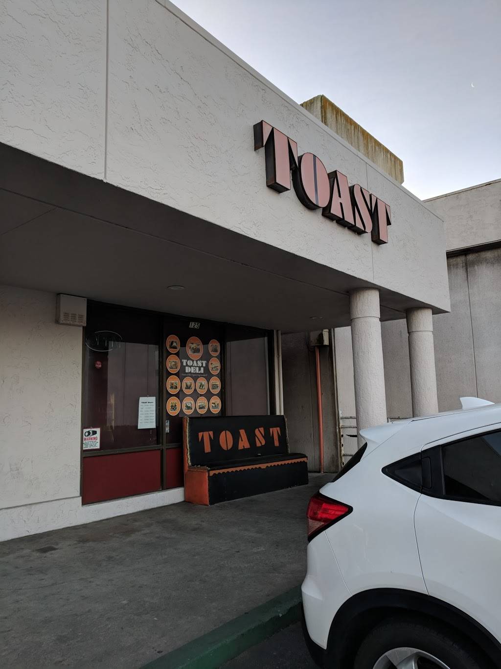 Toast Deli | restaurant | 950 King Dr Ste 125, Daly City, CA 94015, USA | 6508788855 OR +1 650-878-8855