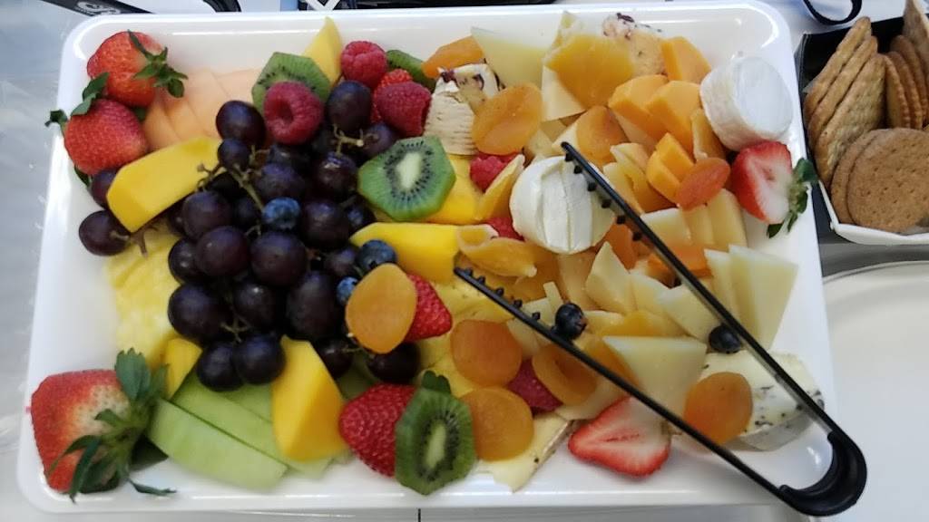 Ritas Italian Ice & Frozen Custard | restaurant | 170 Everett Ave, Chelsea, MA 02150, USA | 6178890302 OR +1 617-889-0302