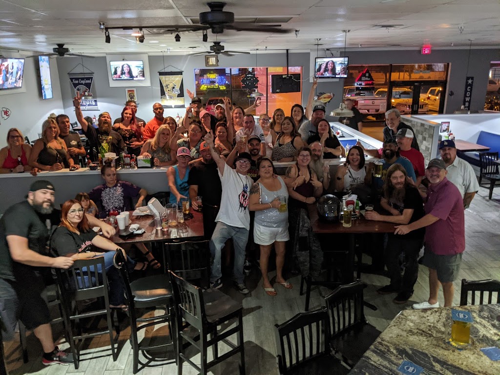 Starz American Bar and Grill | restaurant | 2662 E University Dr, Mesa, AZ 85213, USA | 4805974127 OR +1 480-597-4127