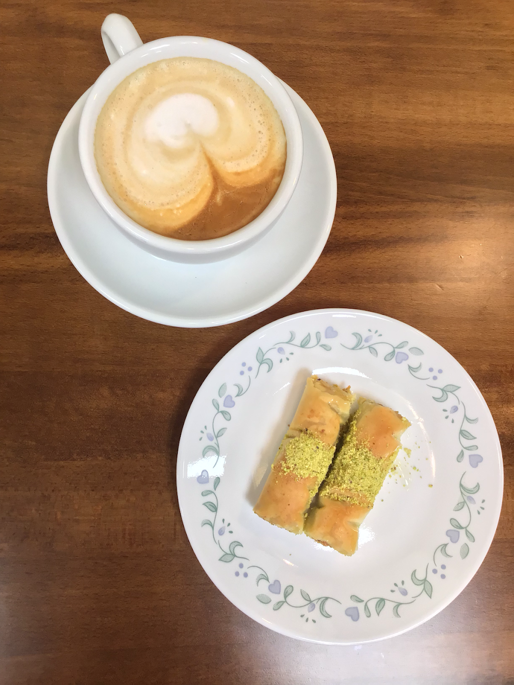 Zahras Corner Grill | restaurant | 259 Hope St, Stamford, CT 06906, USA | 2035889726 OR +1 203-588-9726