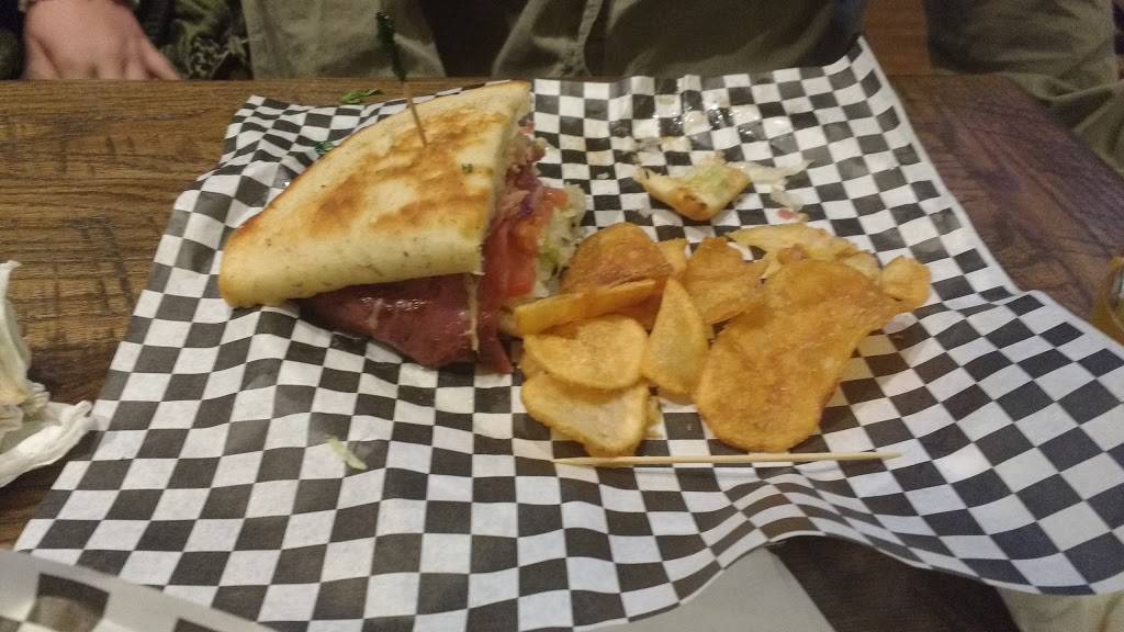 Oxford Tap Room | restaurant | 36 S Washington St, Oxford, MI 48371, USA | 2482360380 OR +1 248-236-0380