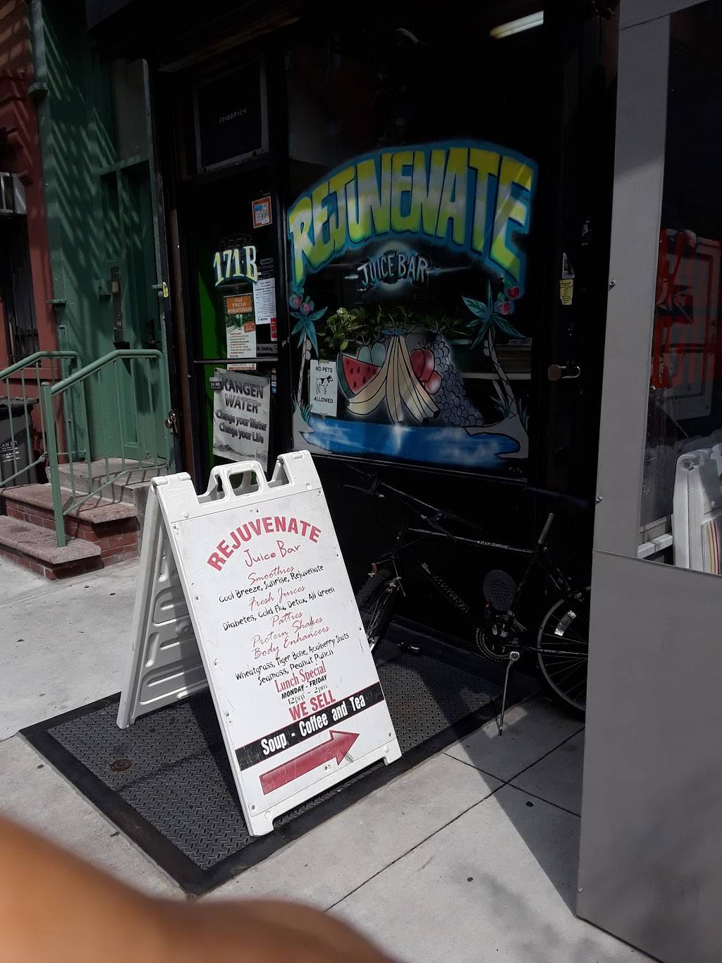 Rejuvenate Juice bar | restaurant | 171 W 133rd St, New York, NY 10030, USA | 2123901650 OR +1 212-390-1650