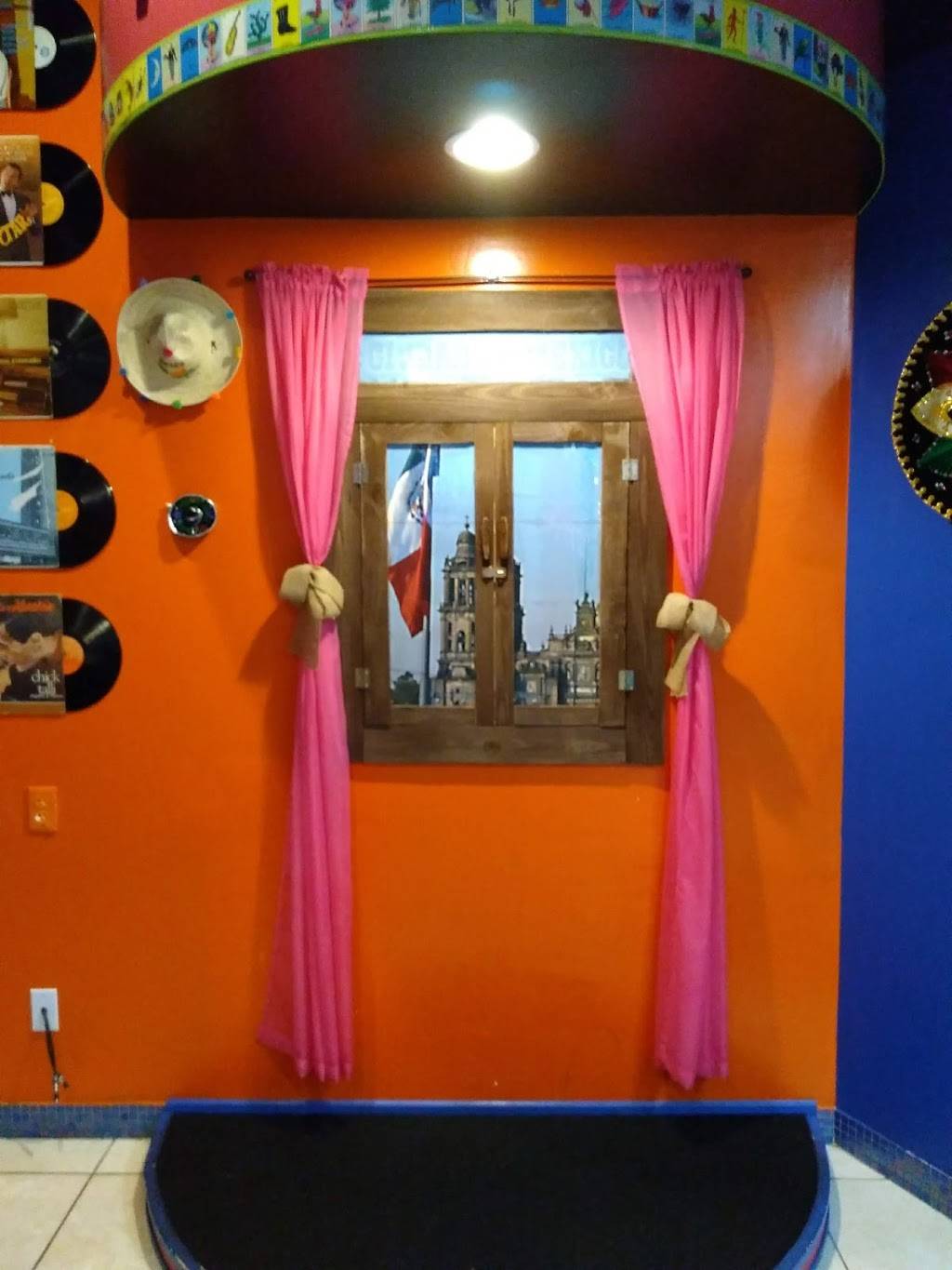 Ahtziri Mexican Grill | restaurant | 1956 NE 5th Ave #3, Boca Raton, FL 33431, USA | 5617176763 OR +1 561-717-6763