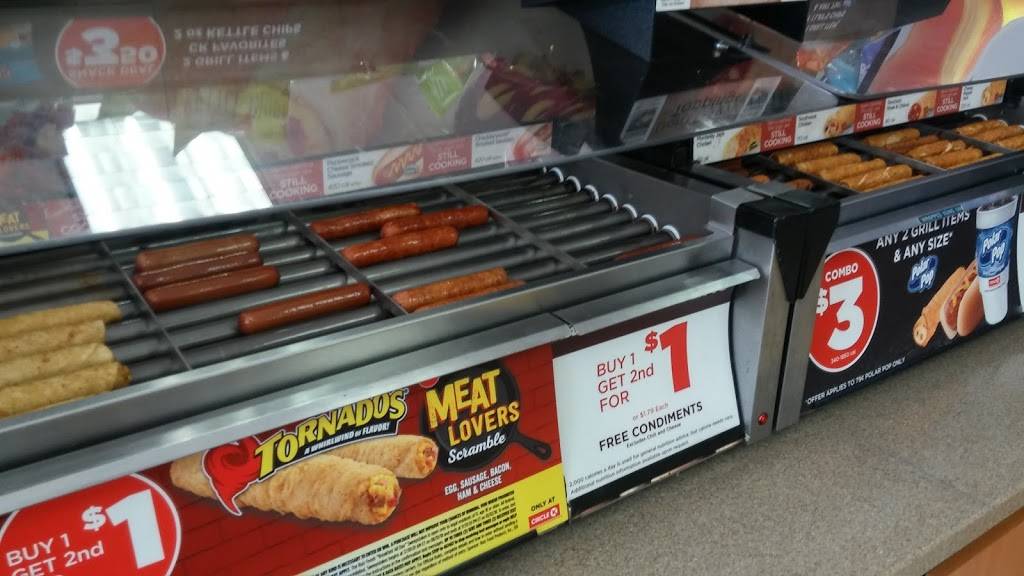 Circle K | meal takeaway | 2500 S French Ave, Sanford, FL 32773, USA | 4073287755 OR +1 407-328-7755