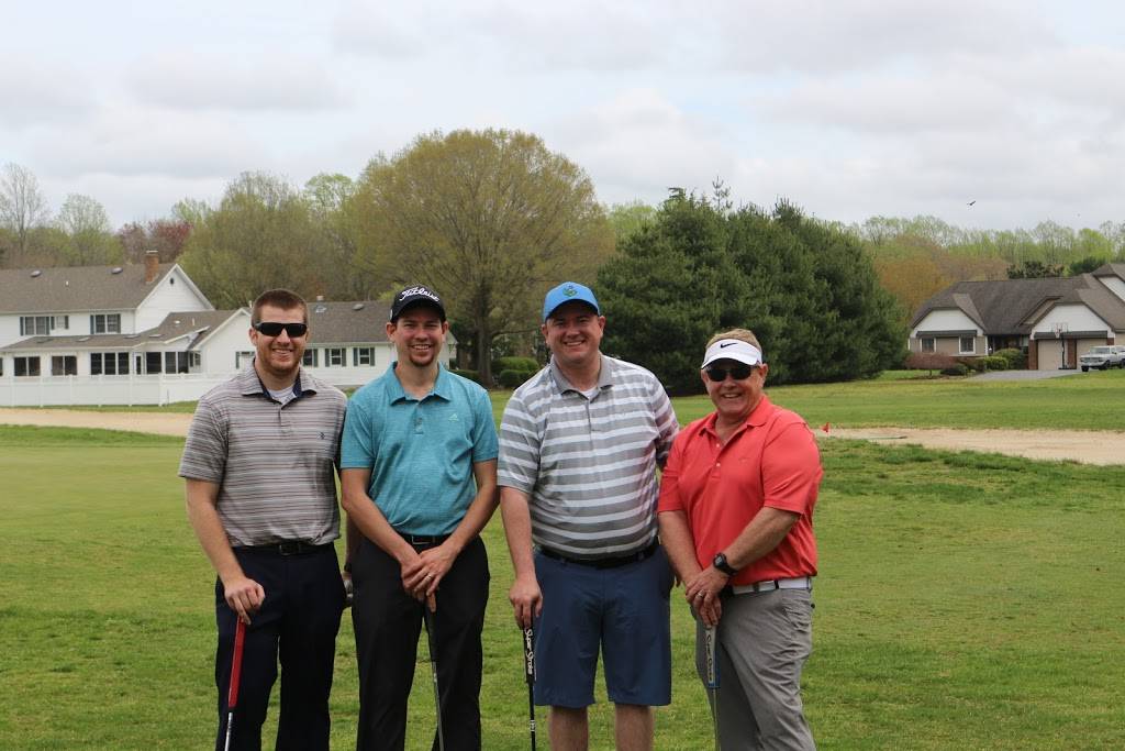 Mulligans Pointe | restaurant | 22426 Sussex Pines Rd, Georgetown, DE 19947, USA | 3028566283 OR +1 302-856-6283