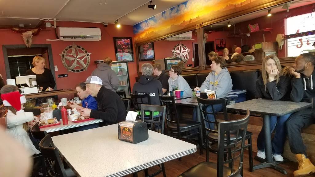 J and L BBQ | restaurant | 130 Ave D, Snohomish, WA 98290, USA | 3605687222 OR +1 360-568-7222