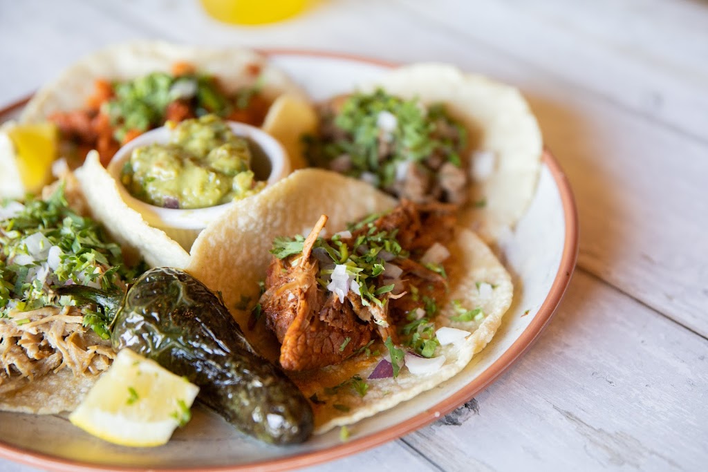 Armandos Tacos | restaurant | 2865 Thousand Oaks Blvd, Thousand Oaks, CA 91362, USA | 8058525034 OR +1 805-852-5034
