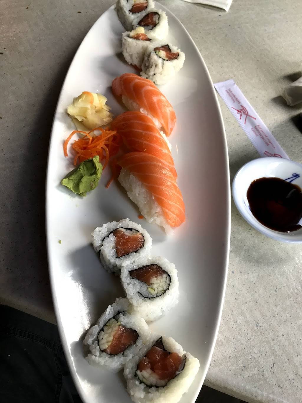 Ishi | restaurant | 8129, 8205 University City Blvd, Charlotte, NC 28213, USA | 7049219219 OR +1 704-921-9219