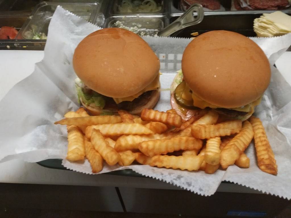 Burger And Shake | restaurant | 66 S 400 Center Ln #175, Dawsonville, GA 30534, USA | 7062160083 OR +1 706-216-0083