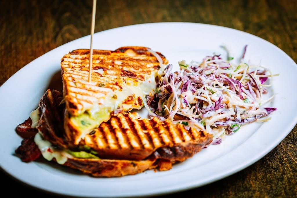 Grafton Street Restaurant & Pub | restaurant | 7380 Atlas Walk Way, Gainesville, VA 20155, USA | 5712619367 OR +1 571-261-9367