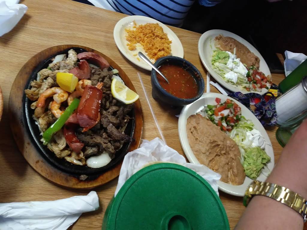 La Adelita | Mexican Restaurant | restaurant | 7630 Military Pkwy, Dallas, TX 75227, USA | 2142756119 OR +1 214-275-6119