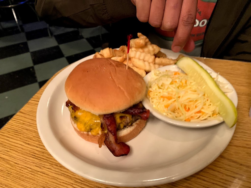 Diamond Restaurant | restaurant | 1901 Commonwealth Ave, Charlotte, NC 28205, USA | 7043758959 OR +1 704-375-8959