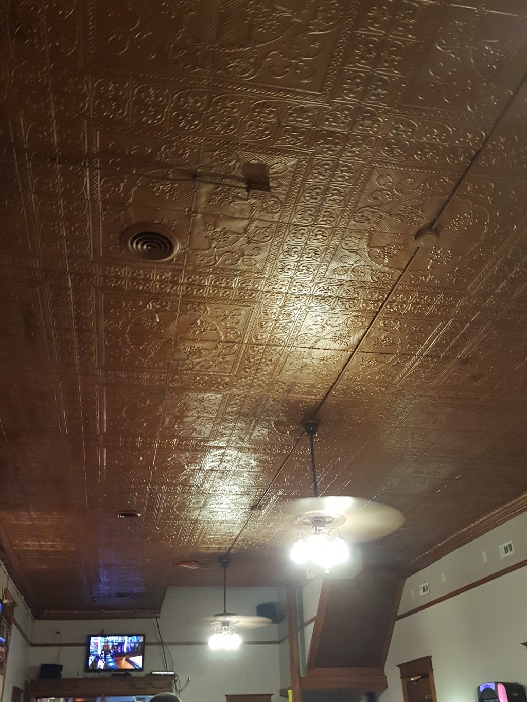 Palmyra Opera House Inc | restaurant | 121 E State St, Palmyra, IL 62674, USA | 2174369121 OR +1 217-436-9121