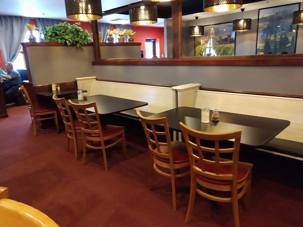 Mama Mia | restaurant | N112W16298 Mequon Rd Germantown Wi 53022, N112 W16298 Mequon Rd, Germantown, WI 53022, USA | 2622422340 OR +1 262-242-2340