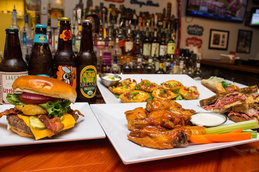 Friendly Confines Metro West | restaurant | 2461 S Hiawassee Rd, Orlando, FL 32835, USA | 4077048648 OR +1 407-704-8648