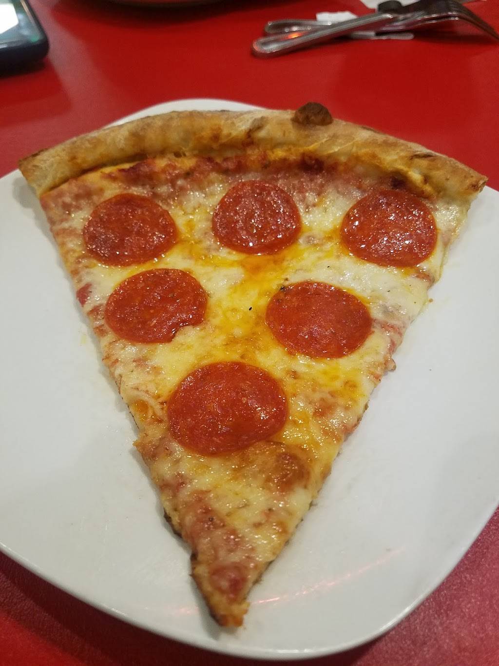 Goombas Inc | restaurant | 2395 S Hwy 27, Clermont, FL 34711, USA | 3529894403 OR +1 352-989-4403