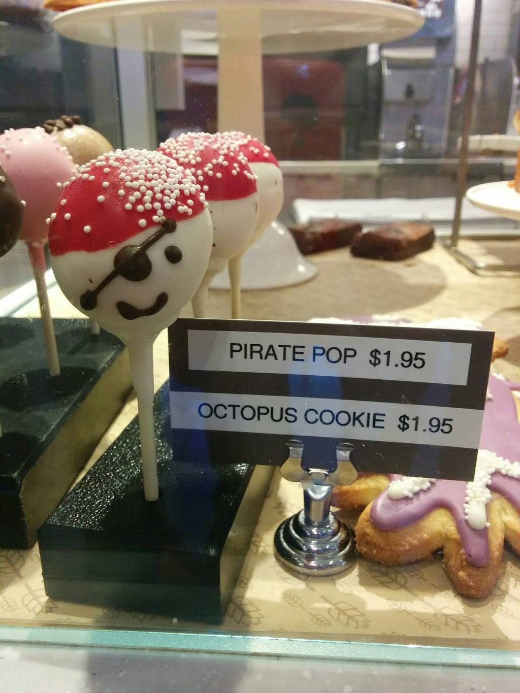 Starbucks | cafe | 4311 Town Center Blvd #450, El Dorado Hills, CA 95762, USA | 9169330846 OR +1 916-933-0846